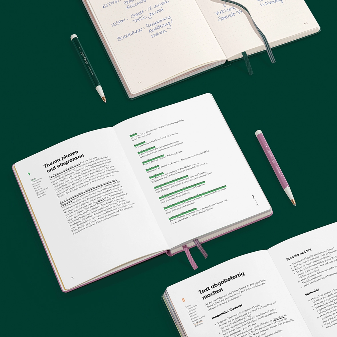 250210_LT1917_ThesisJournal_Beautyshot_3_offen_DE_Forest_Green_1180x1180px 250210_LT1917_ThesisJournal_Beautyshot_3_offen_DE_Forest_Green_1180x1180px